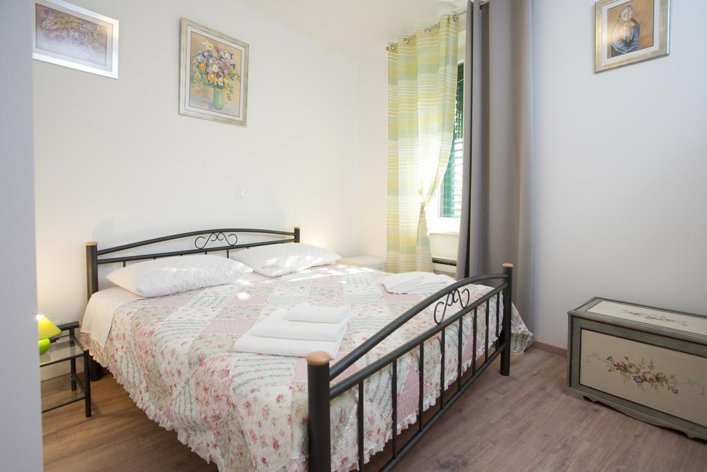 Rooms Split Pezelj Quarto foto